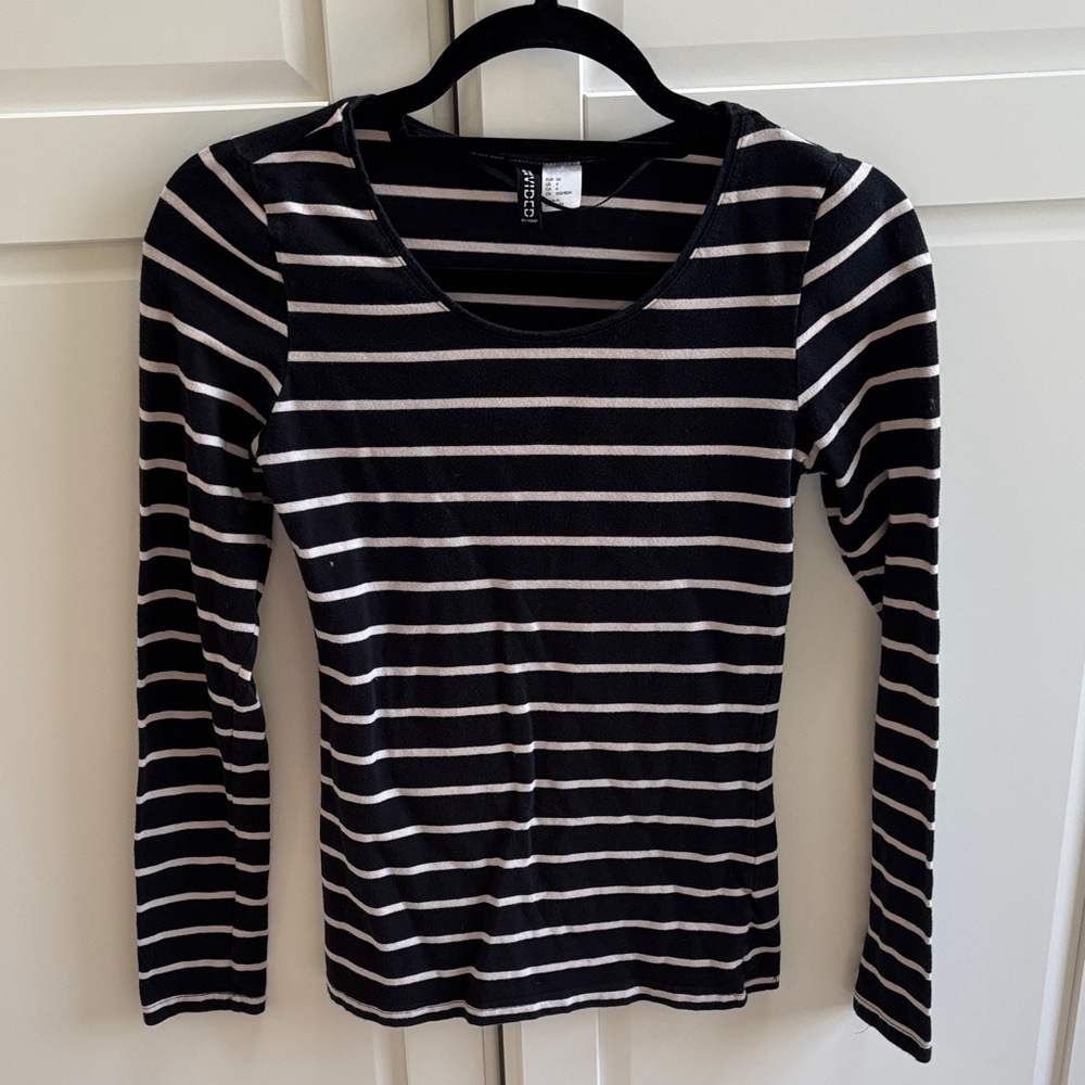 H&M Black and White Striped Top